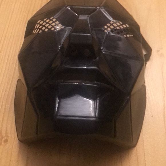 Squid Game Boss Mask - Picture 3 of 3